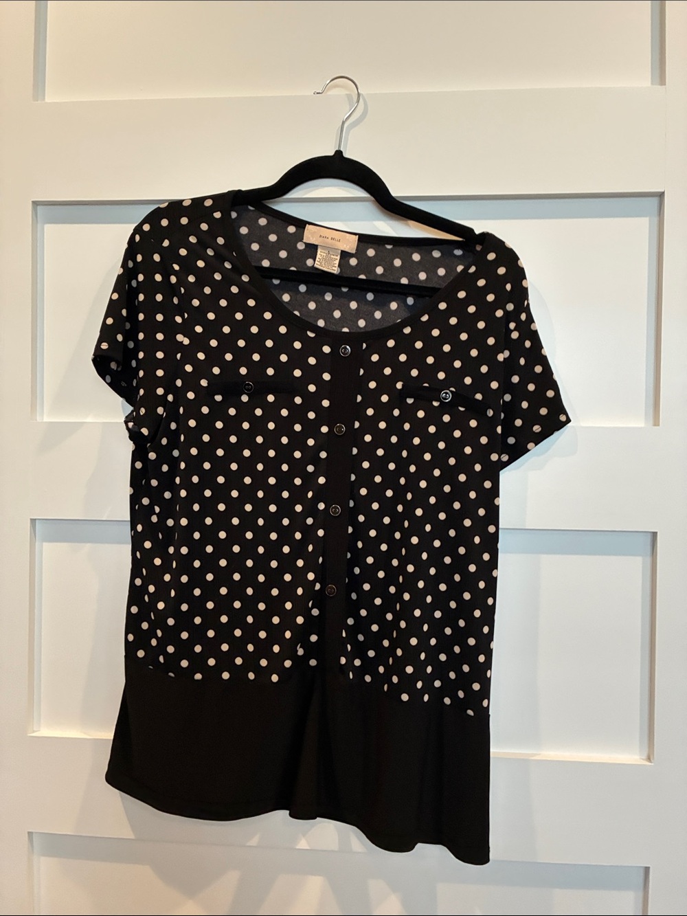 Black/tan Polka Dot Short-Sleeve Blouse with Button Front